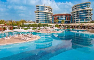 Bai̇a Lara Hotel and Transfer Information